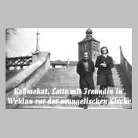 057-0034 Lotte Kassmekat mit ihrer Freundin vor der Kirche in Wehlau.jpg